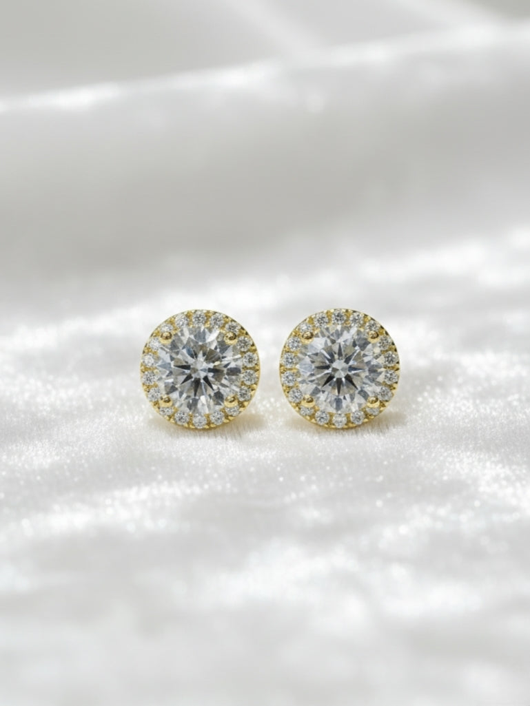 โGolden Glow โจ 1 Carat Moissanite Halo Stud Earringsโ